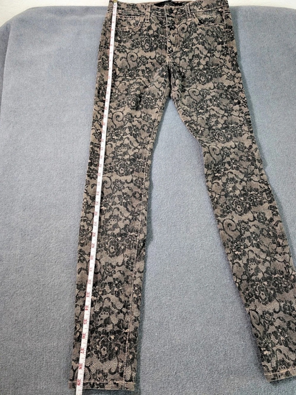 Joe's Jeans The Skinny Chantilly Lace Print Blush Black Low Rise Pants Size 27 - Picture 3 of 11